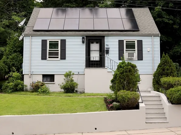 55 Farrar Ave, Hyde Park, MA 02136