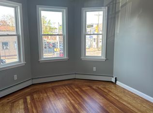 1665 Cranston St FLOOR 2, Cranston, RI 02920