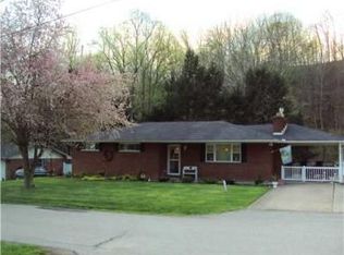 103 Westwood Dr, Elkview, WV 25071