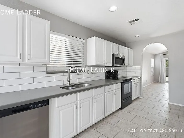 7817 W McRae Way — Photo 9