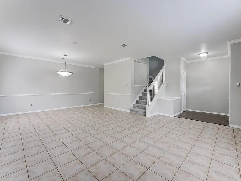 12415 Silversmine Dr — Photo 38