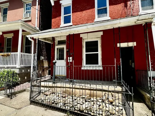 241 High St, Phoenixville, PA 19460
