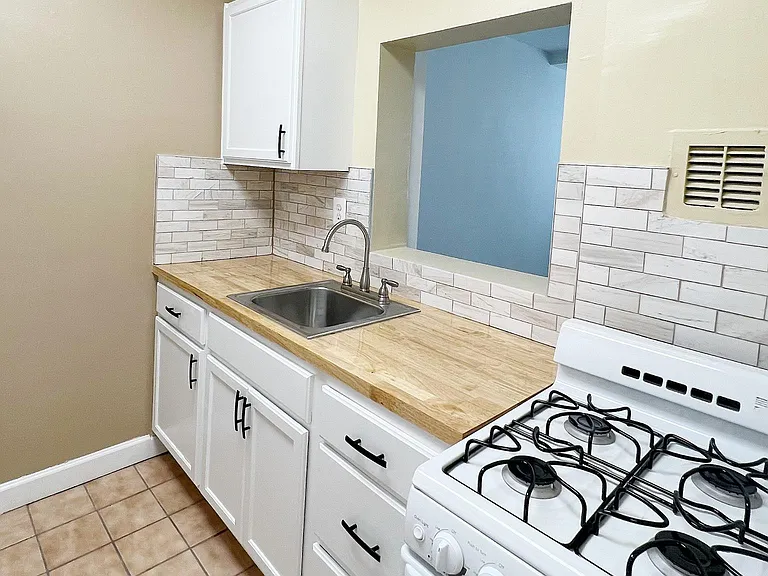 1021 Arlington Blvd #916 — Photo 4