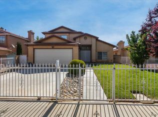 43938 Comstock Ave, Lancaster, CA