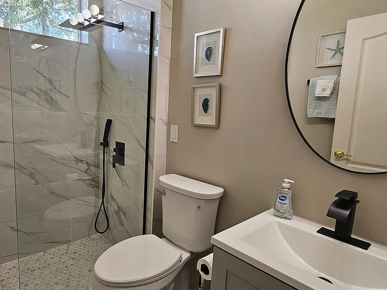212 Island Green Dr — Photo 24