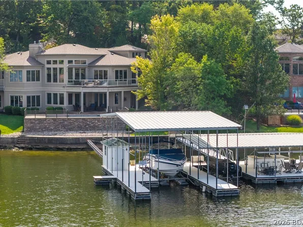 798 Grand Cove Rd, Sunrise Beach, MO 65079