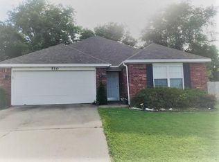 510 Crystal St, Lowell, AR 72745
