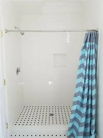 7412 Zimpel St — Photo 11