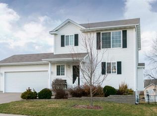 900 Maple St, North Liberty, IA 52317