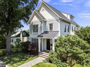 1801 N Bryan St, Arlington, VA 22201