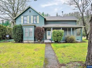 383 NW Alder St, Mill City, OR 97360