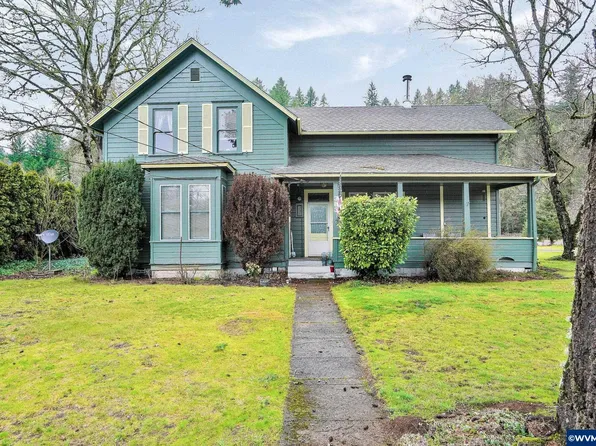 383 NW Alder St, Mill City, OR 97360