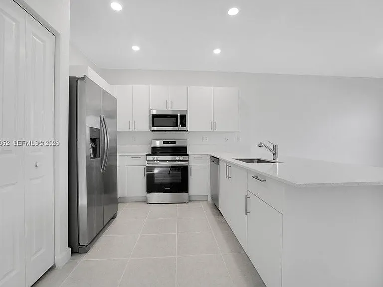 2619 SE 28th Ave — Photo 10
