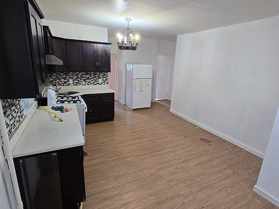 2nd image of 444 Elton St #3