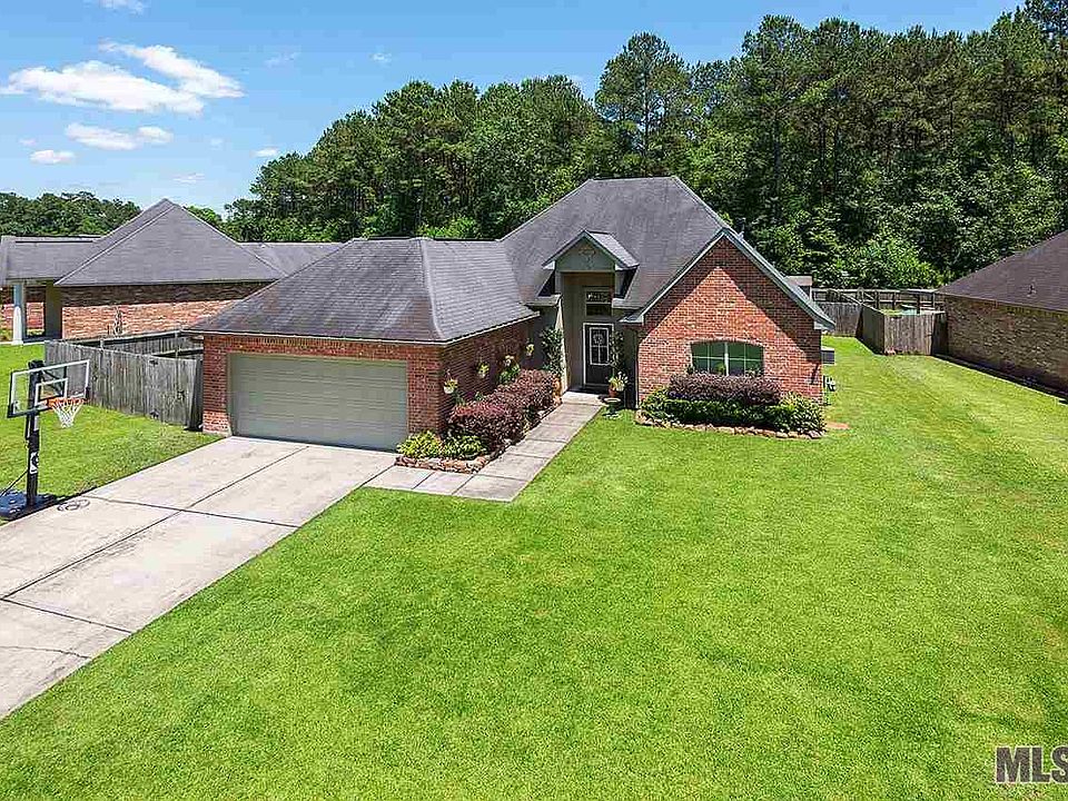 1st image of 25924 Bronzewood St