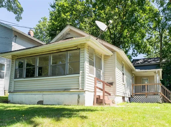 2157 18th St SW, Akron, OH 44314