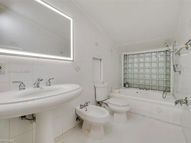 902 Lisbon St — Photo 14