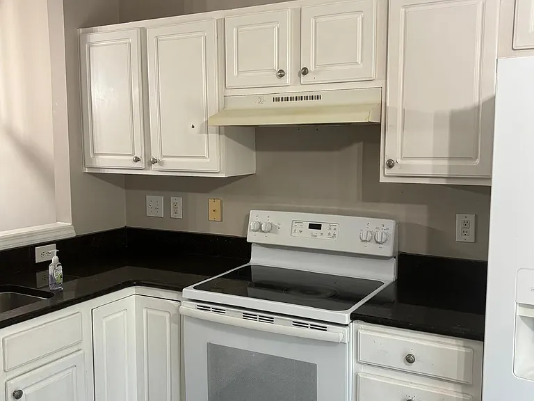 103 Chinabrook Ct — Photo 7