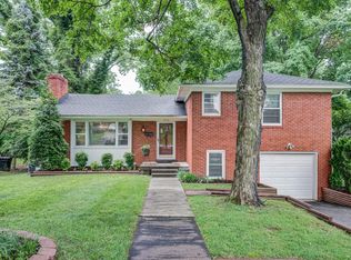 3113 McMahan Blvd, Louisville, KY 40220