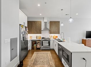 2217 W Madison St #43, Chicago, IL 60612