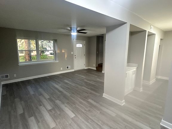 2nd image of 10L Fernwood Dr #10L