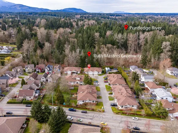 2727 1st St #402, Courtenay, BC V9N 9C8