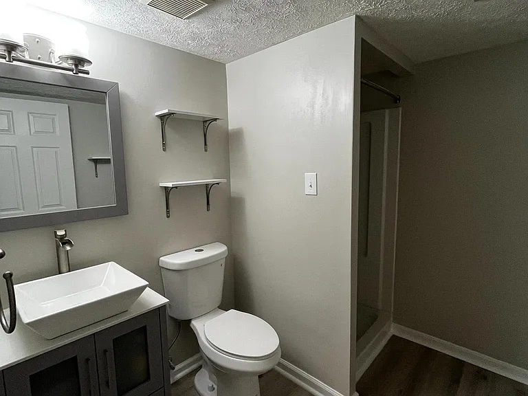 321 Tudor Dr — Photo 10