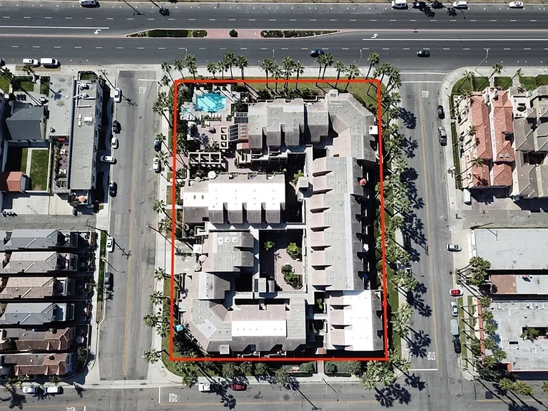 1200 Pacific Coast Hwy #427 — Photo 29
