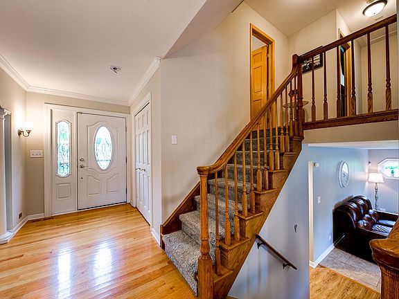 4th image of 7037 Birchwoode Ct