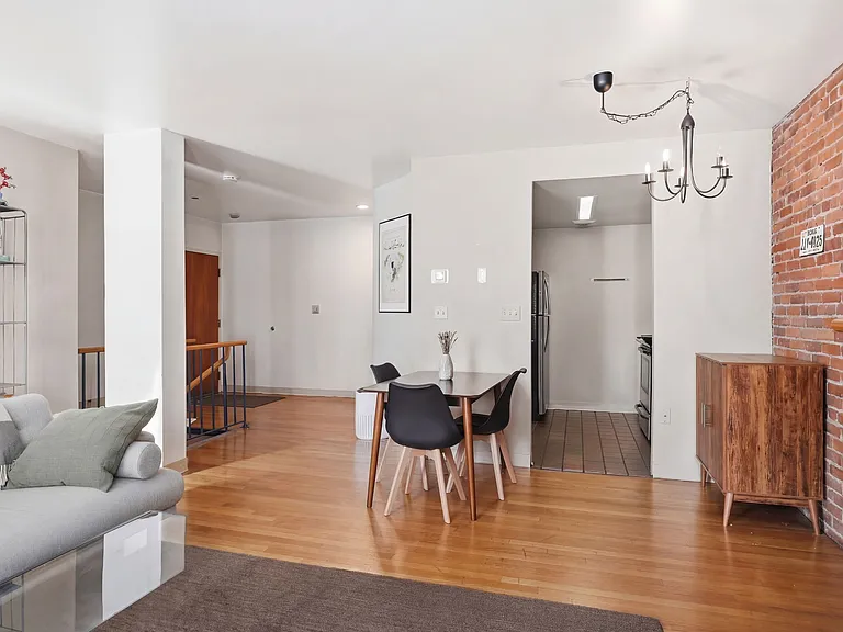 105A Gainsborough St #1 — Photo 6