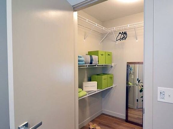 3rd image of 860 Quince Ave #305C