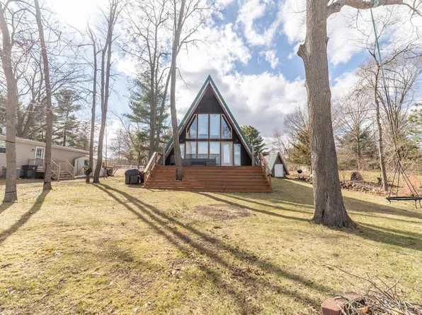 47 Lakeshore Drive, Montello, WI 53949