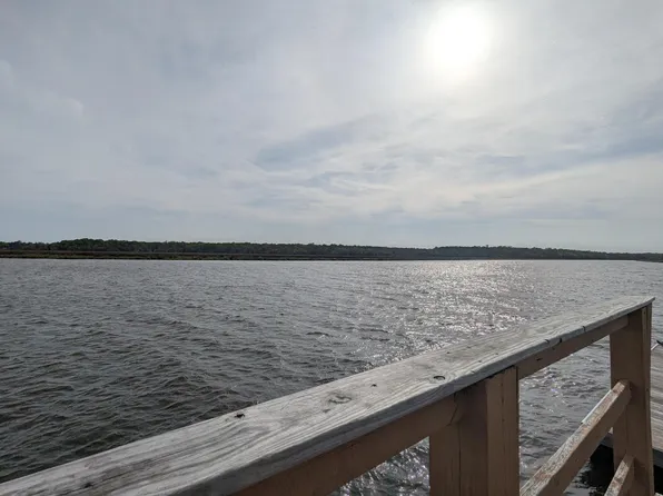 4376 Great Oak Dr, North Charleston, SC 29418