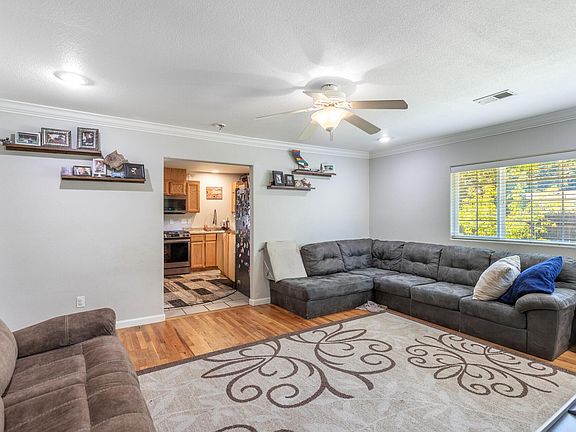4th image of 3372 Riverside Dr