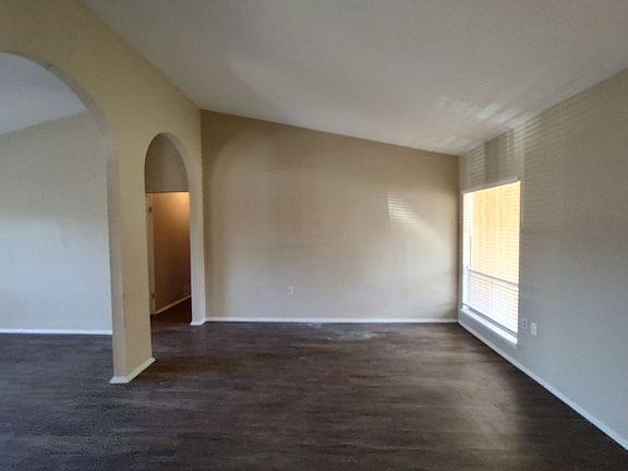 3rd image of 12653 King Oaks Dr