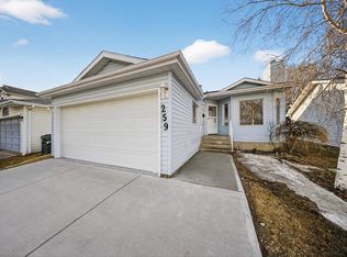 259 Regency Dr, Strathcona County, AB T8A5P4
