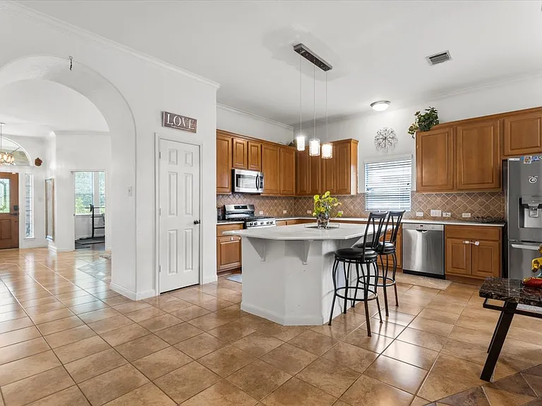 3512 Shellcastle Ln — Photo 5