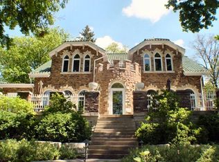 2907 Regner Rd, McHenry, IL 60051