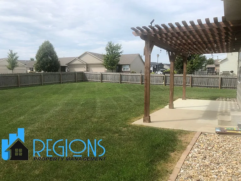 3613 Silverado Trl — Photo 19