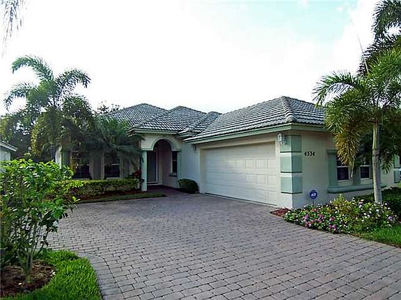 2nd image of 4534 NW Red Maple Dr