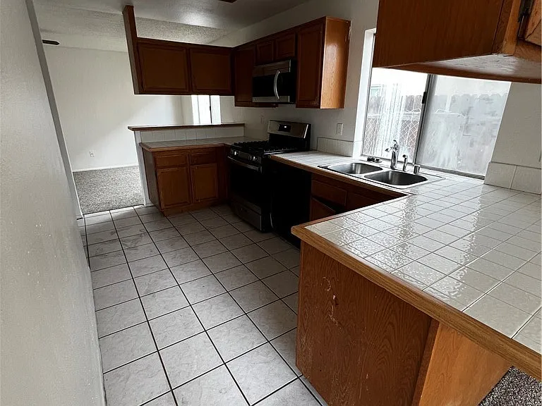 1195 Bautista Ln — Photo 21