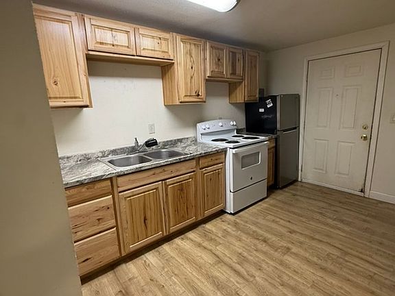 3rd image of 3579 Old Richardson Hwy #10