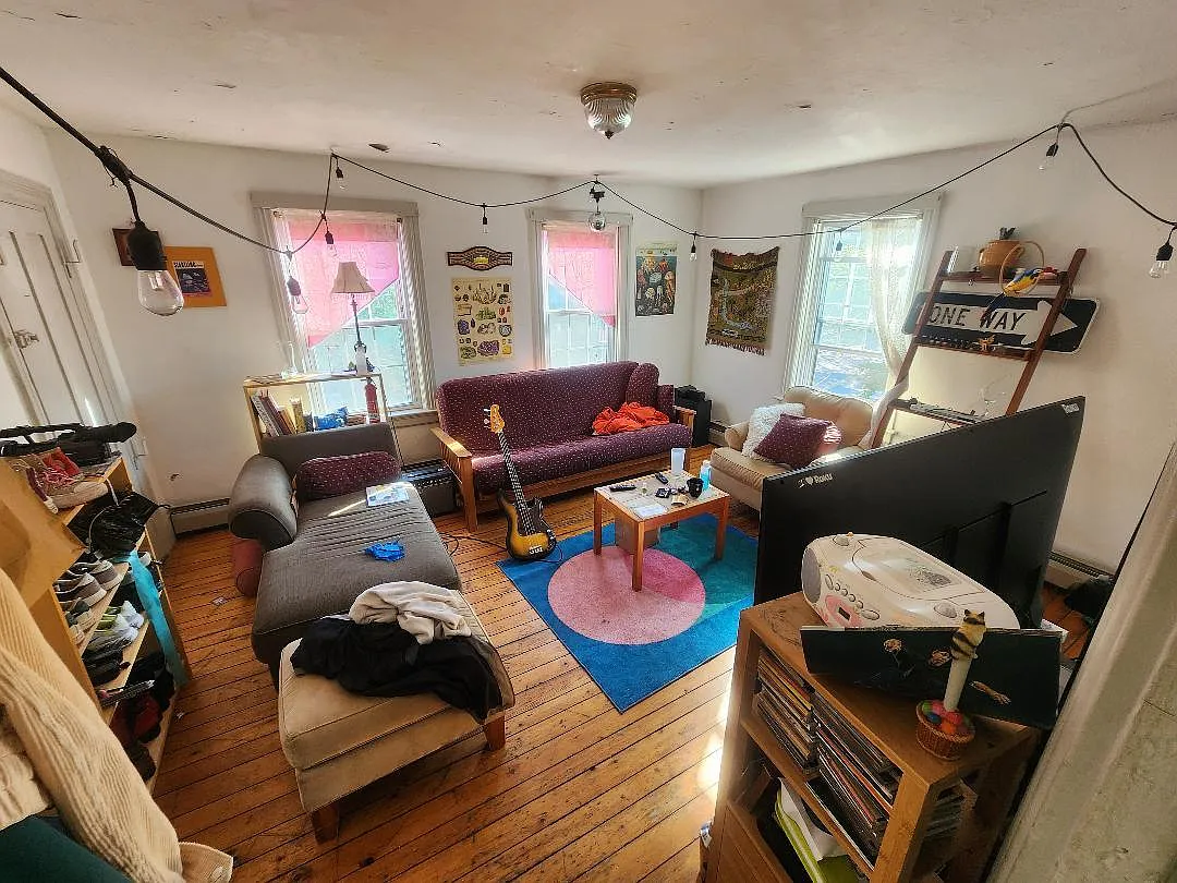 216 Wickenden St — Photo 2