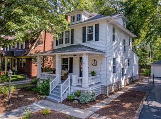 3280 Bradford Rd, Cleveland Heights, OH 44118