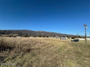 Sand Cave Rd, Ewing, VA 24248