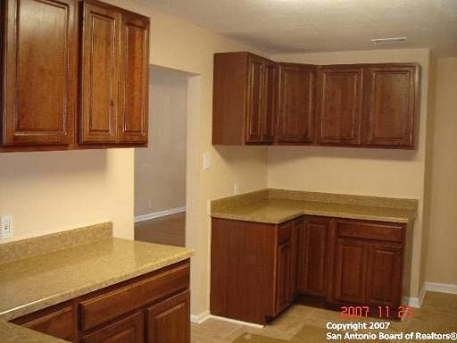 5th image of 213 HARRIETT DR