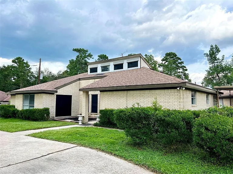 14221 Horseshoe Bnd — Photo 1