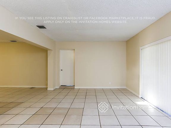 5th image of 520 NW 43rd Ave