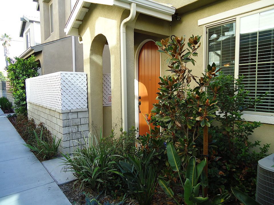 1st image of 10950 Kittridge St