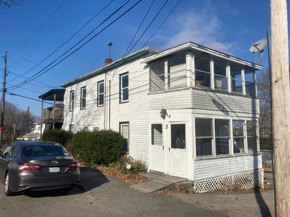 3 Gove St #2, Biddeford, ME 04005